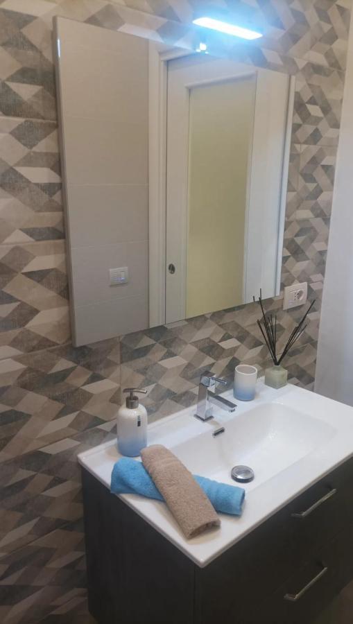 B&B Nicolai Centrale Барі Екстер'єр фото